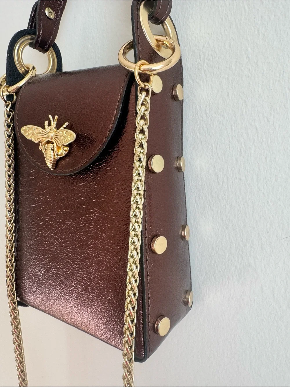 Vera Pelle Metallic Bronze Leather Bee Phone Crossbody Bag Made in Italy